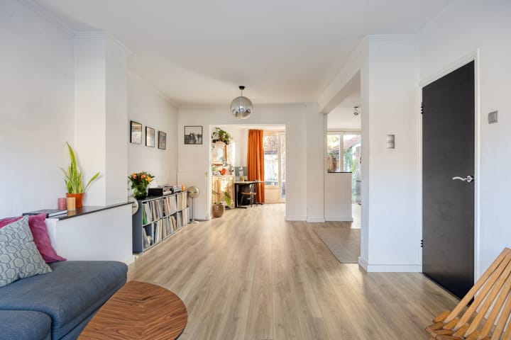 Foto 8 van Merovingenstraat 61