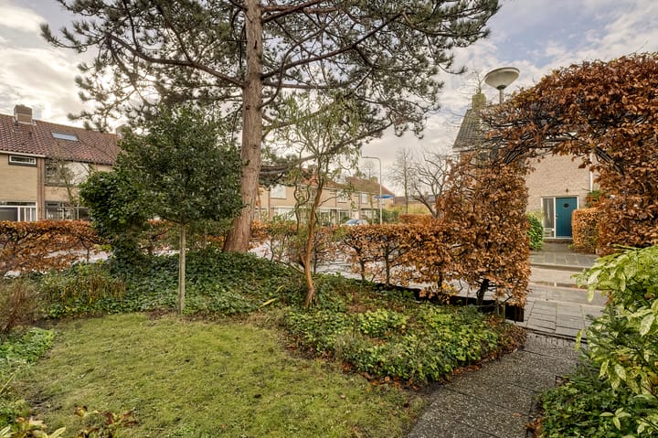 Foto 4 van Dr. A.E. Remouchampsstraat 2