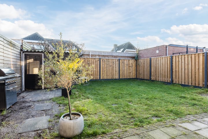 Foto 32 van Kamillestraat 14