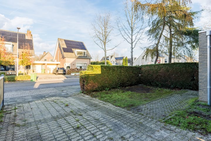 Foto 35 van Kamillestraat 14