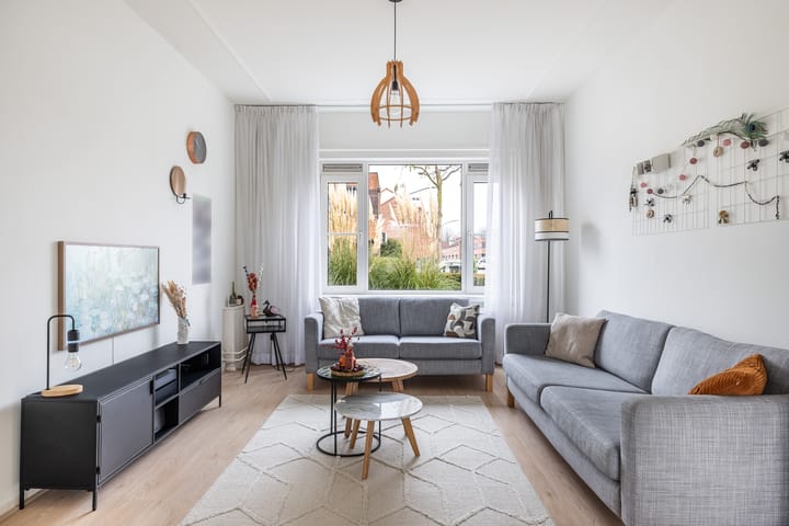 Photo 1 of Prins Bernhardstraat 23