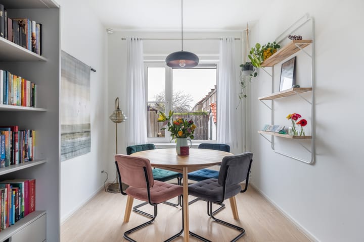 Photo 2 of Prins Bernhardstraat 23