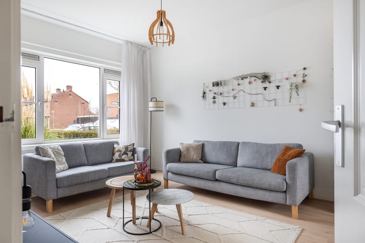 Photo 14 of Prins Bernhardstraat 23