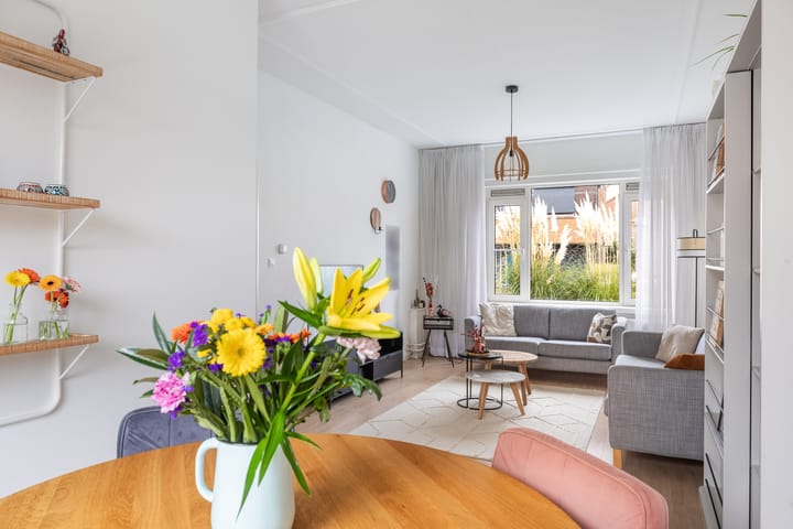 Photo 20 of Prins Bernhardstraat 23