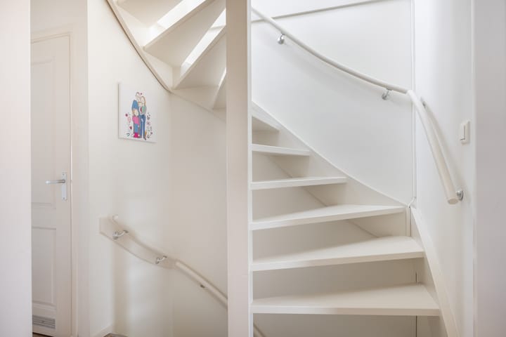 Photo 26 of Prins Bernhardstraat 23