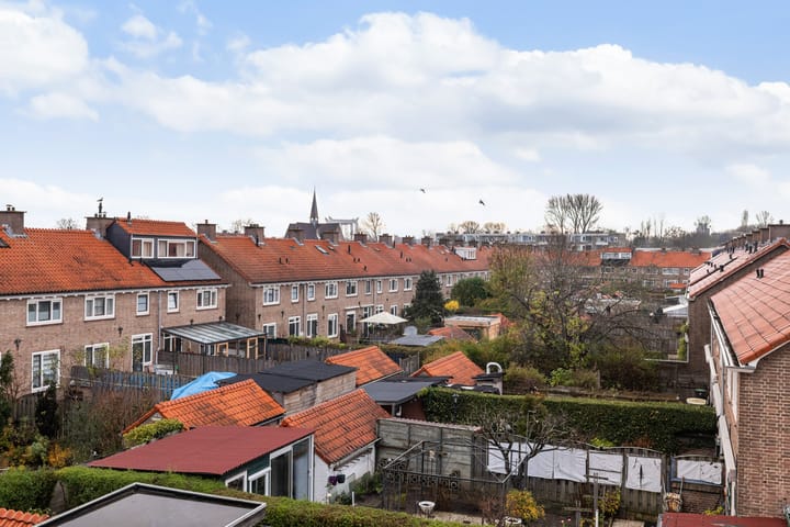 Photo 32 of Prins Bernhardstraat 23