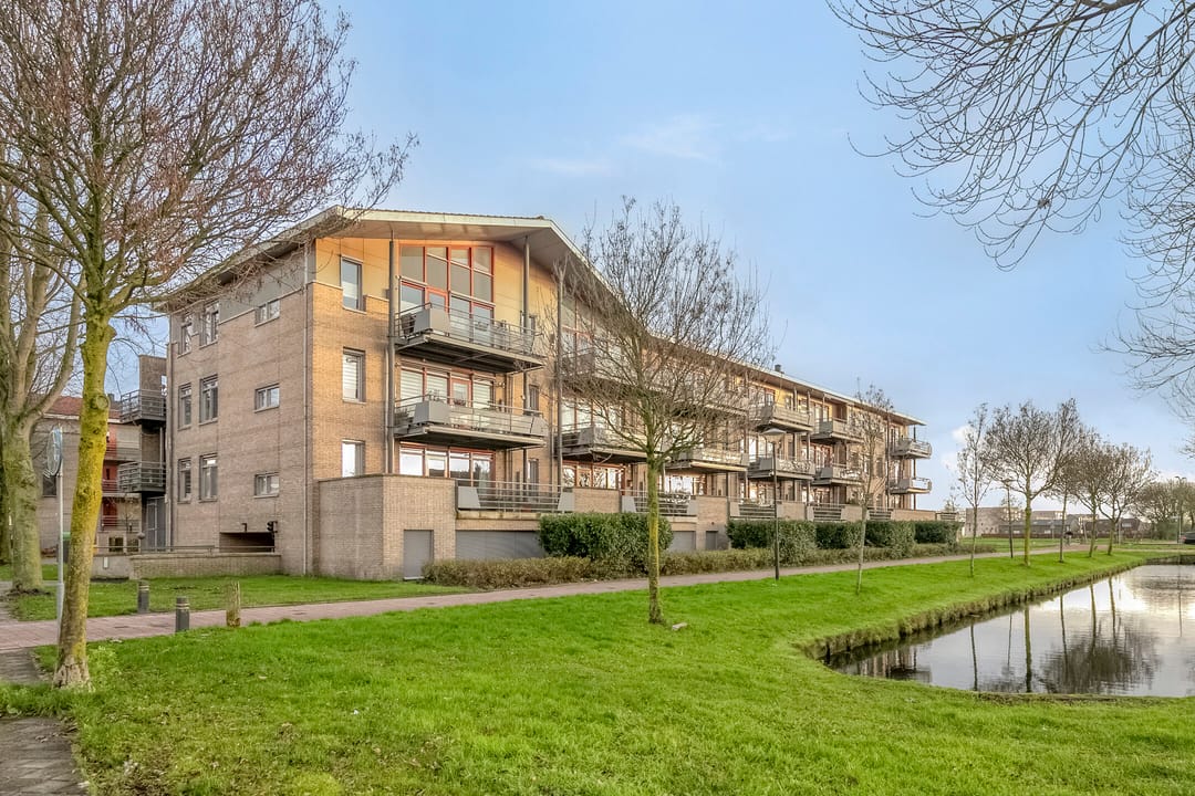 Photo 28 of Plecht 4