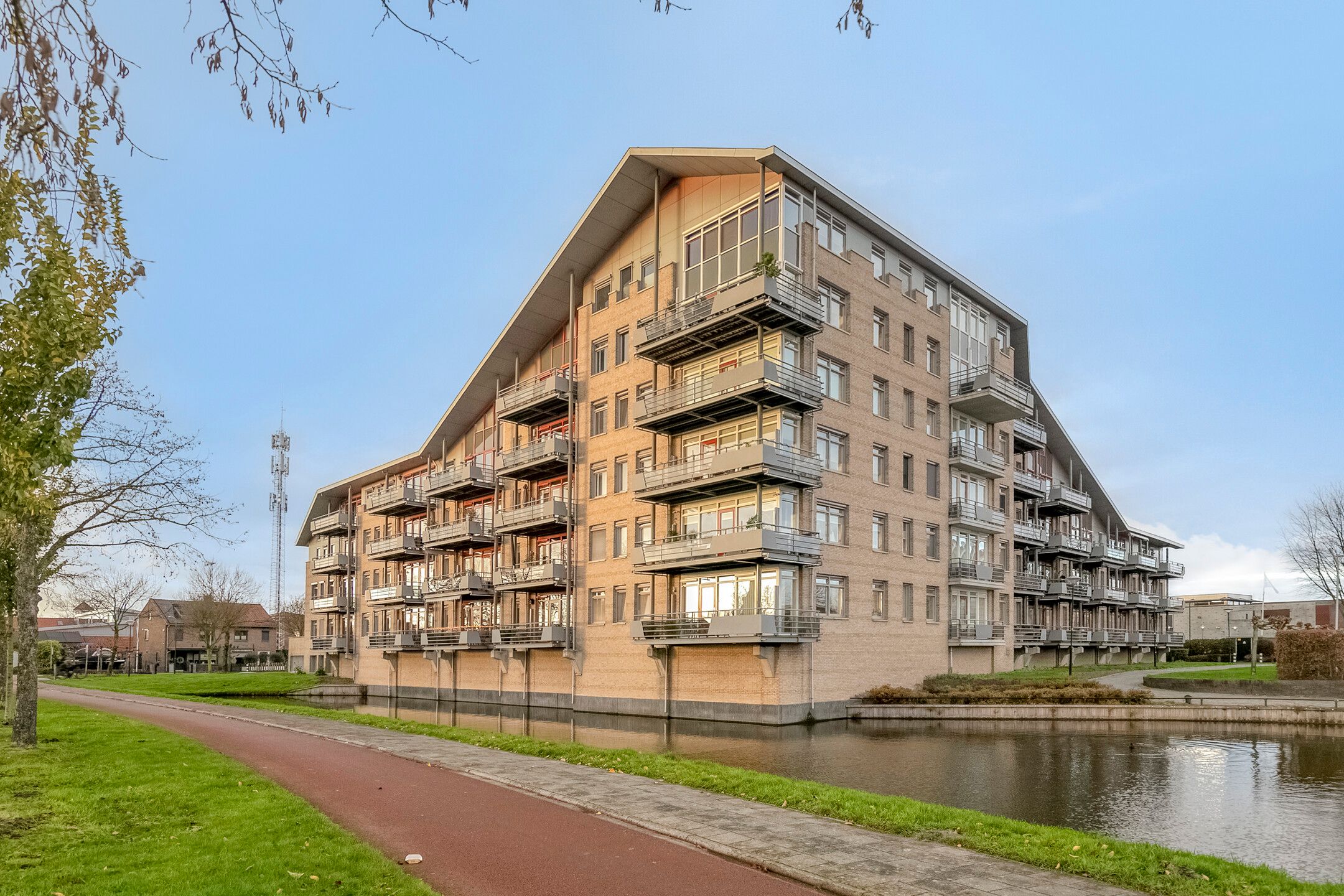 Photo 30 of Plecht 4