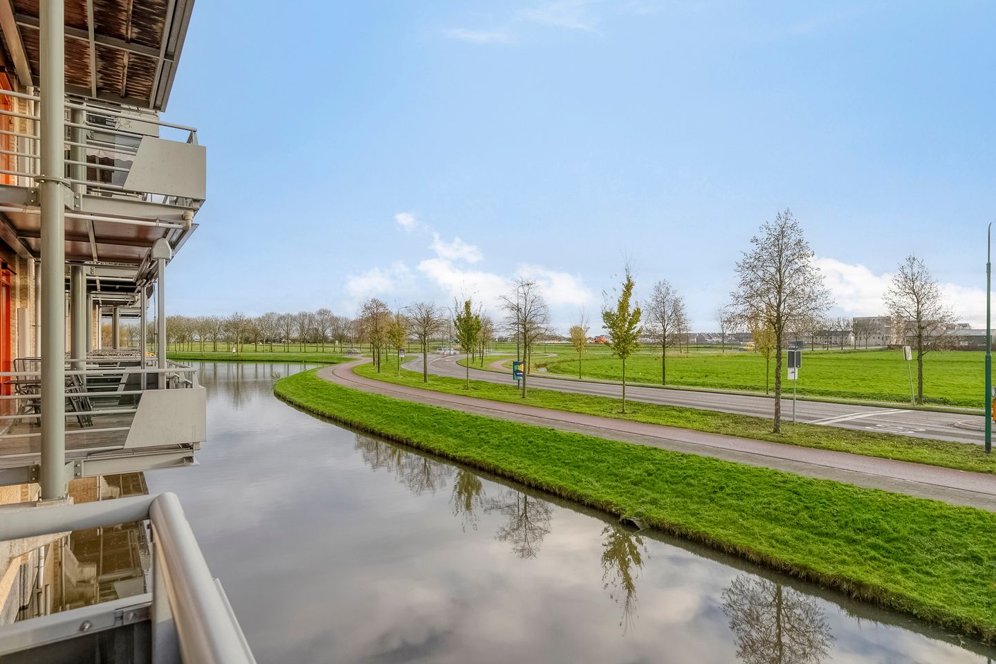 Photo 14 of Plecht 4