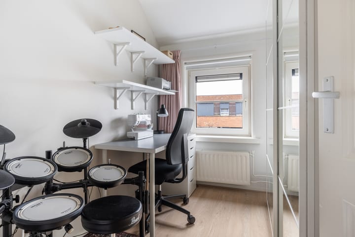 Photo 29 of Prins Bernhardstraat 23