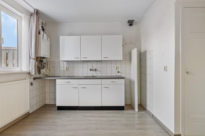 Photo 3 of Willibrorduslaan 144