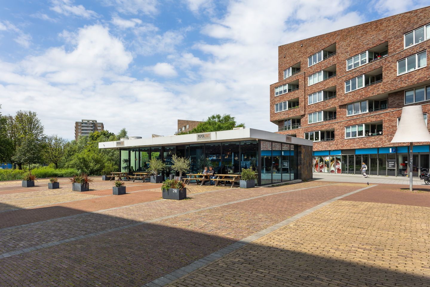 Foto 29 van Marsmanplein 192