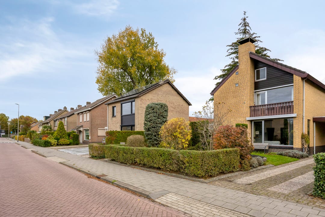 Photo 38 of Waldhoornlaan 29