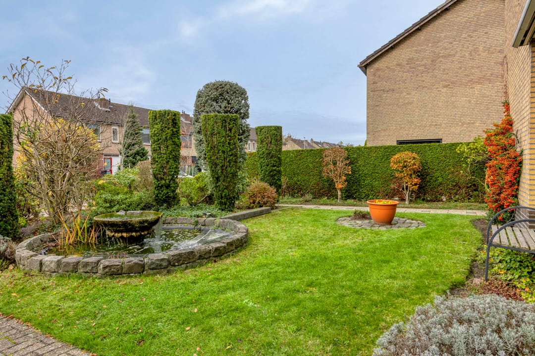 Photo 41 of Waldhoornlaan 29