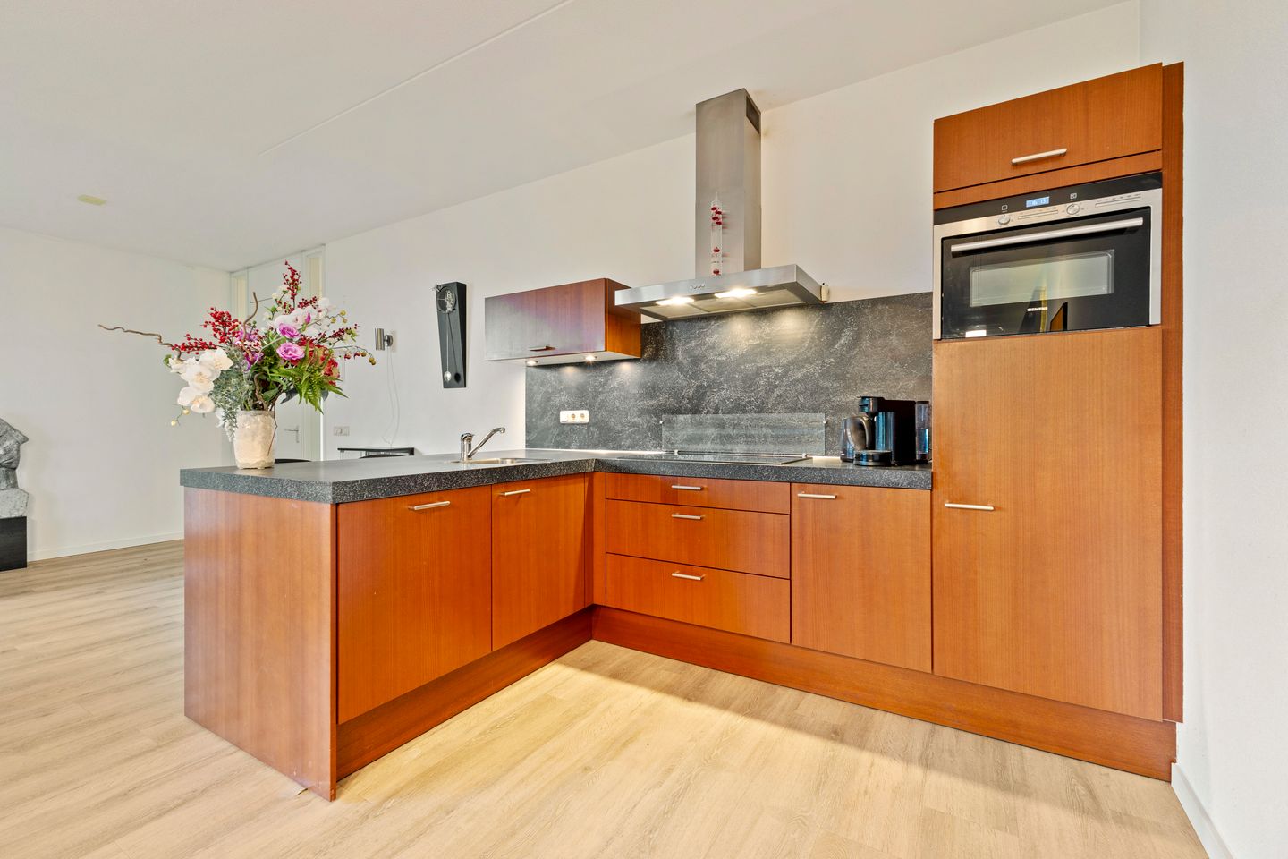 Foto 4 van Beeckendael 39