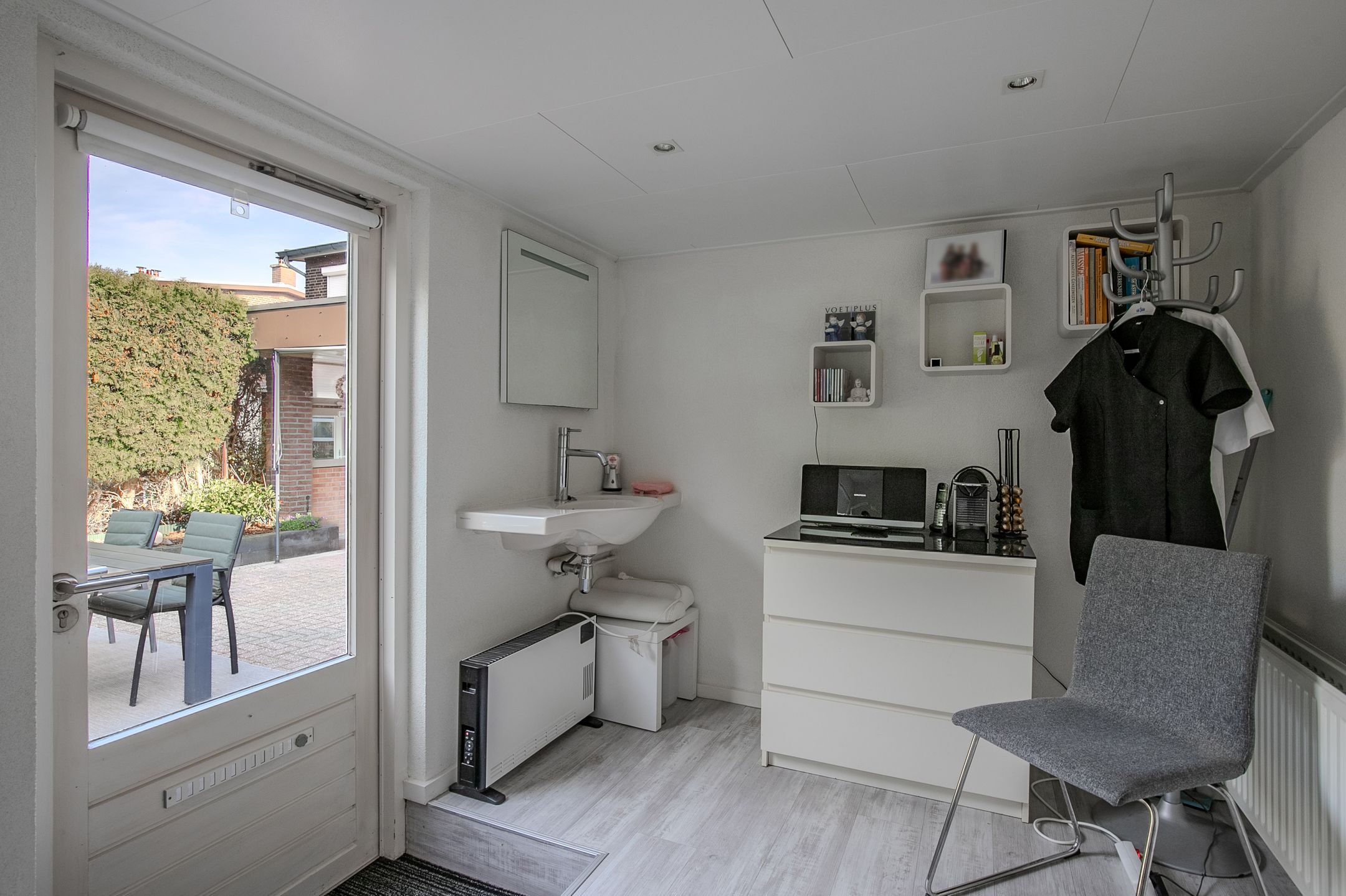 Foto 21 van van Dietrichsteinstraat 1