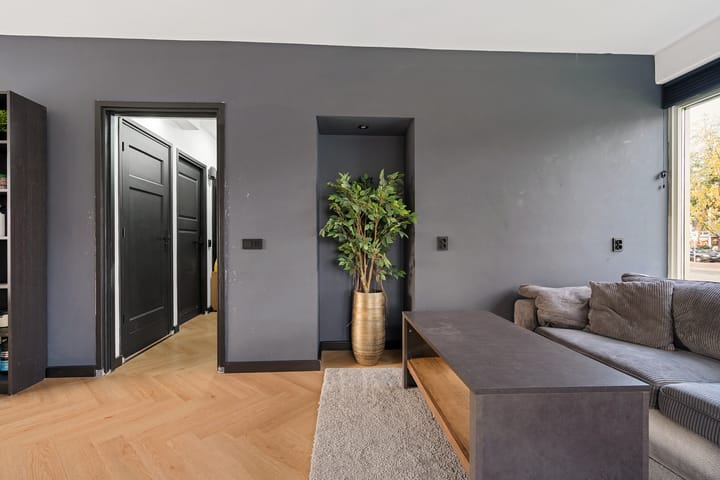 Photo 6 of Louise de Colignystraat 2