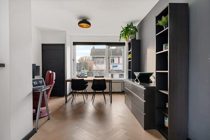 Photo 8 of Louise de Colignystraat 2