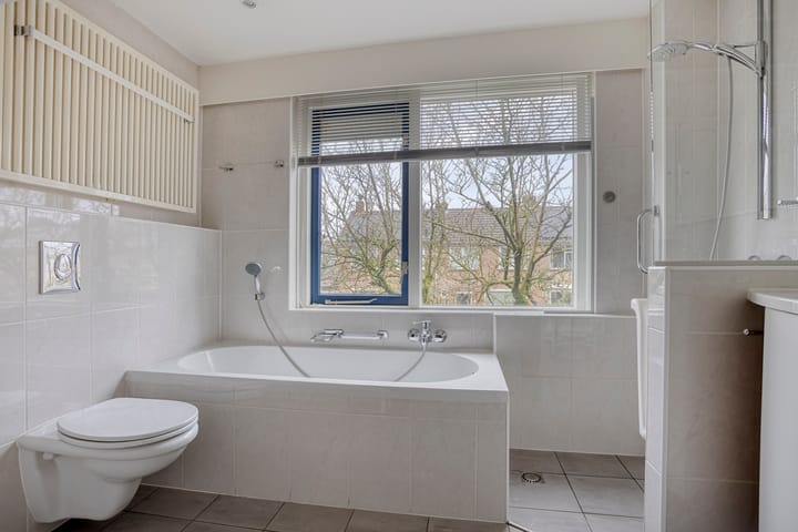 Foto 4 van Dokter Schoonenbeeklaan 13