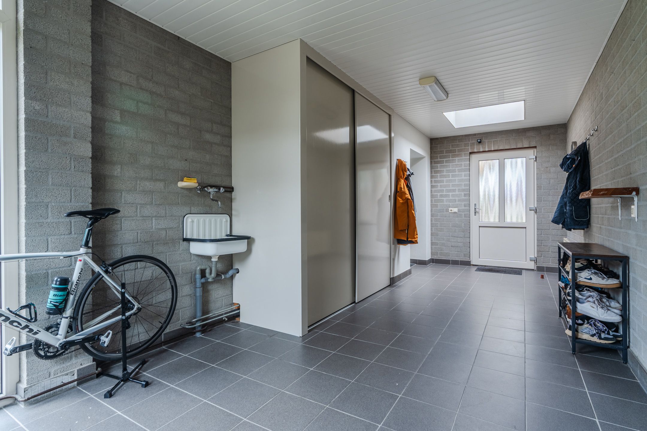 Photo 27 of Varelaar 37