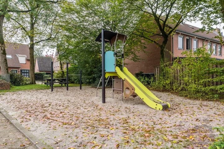 Photo 48 of Varelaar 37