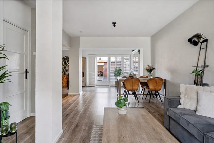 Foto 4 van Borneolaan 19