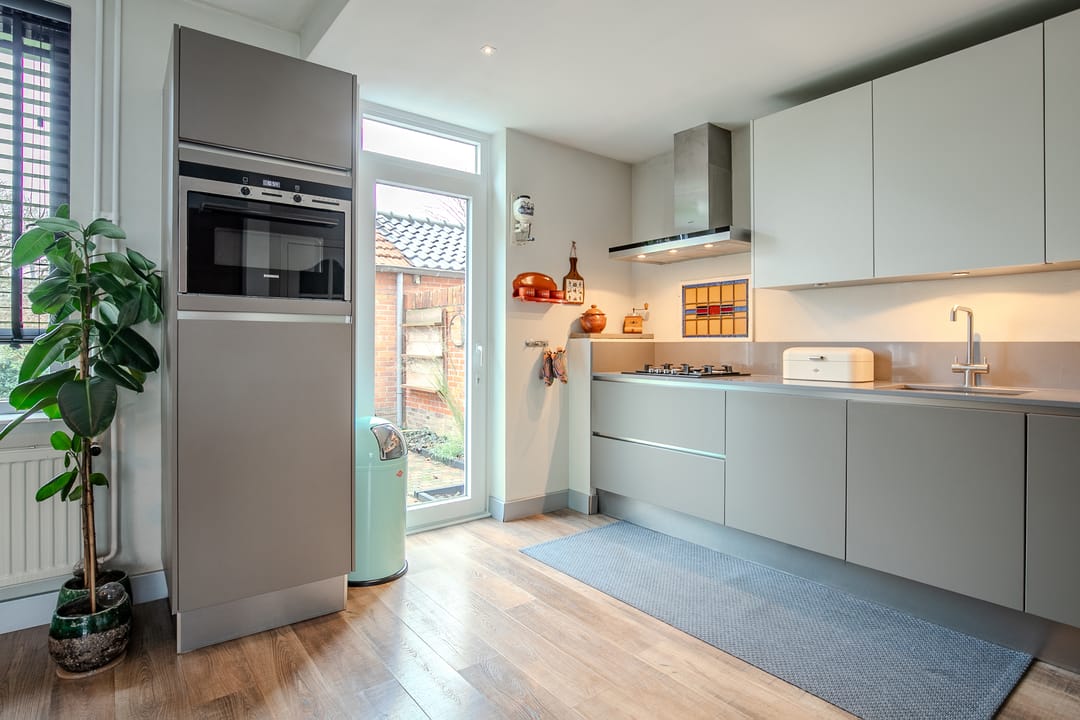 Photo 2 of Posthuisstraat 9