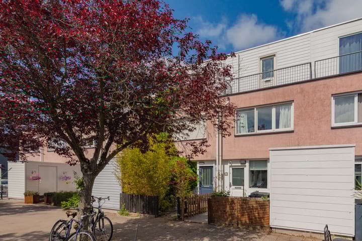 Photo 4 of Narwalstraat 11