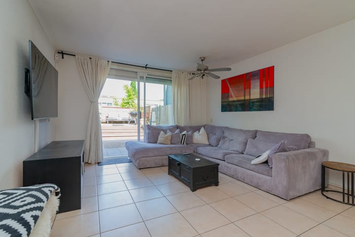 Photo 10 of Narwalstraat 11