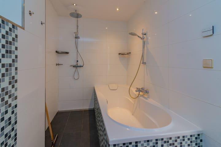 Photo 19 of Narwalstraat 11