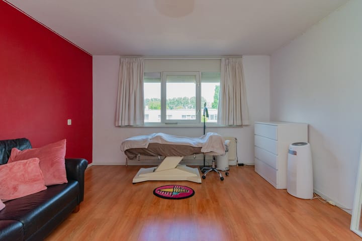 Photo 24 of Narwalstraat 11