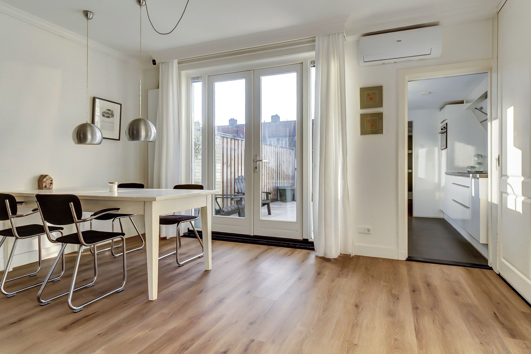 Photo 3 of Prins Hendrikstraat 10