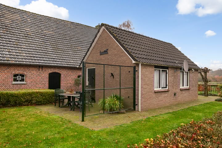 Foto 50 van Hallsedijk 13