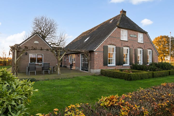 Foto 60 van Hallsedijk 13