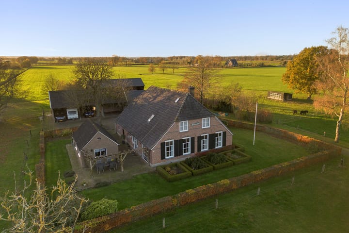 Foto 64 van Hallsedijk 13