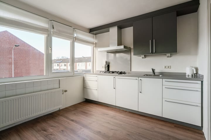 Foto 17 van Rossinistraat 10