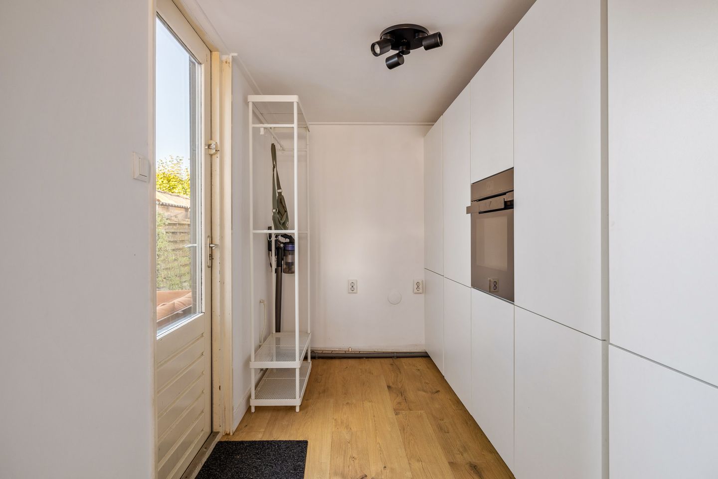 Photo 10 of Rixtwei 395