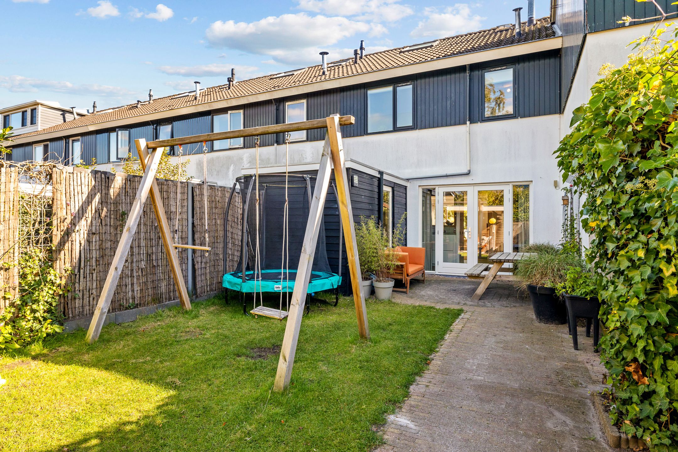 Photo 18 of Rixtwei 395