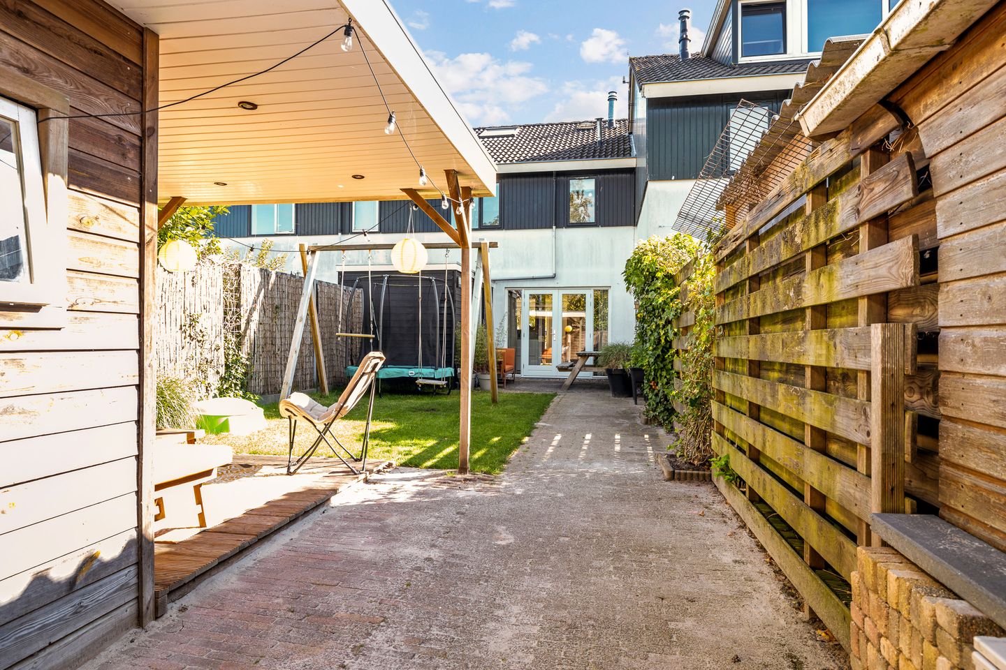 Photo 19 of Rixtwei 395