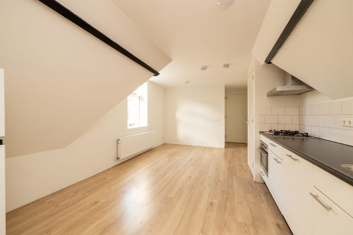 Foto 23 van Elandstraat 15-B