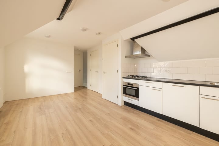 Foto 22 van Elandstraat 15-B