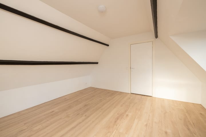 Foto 28 van Elandstraat 15-B