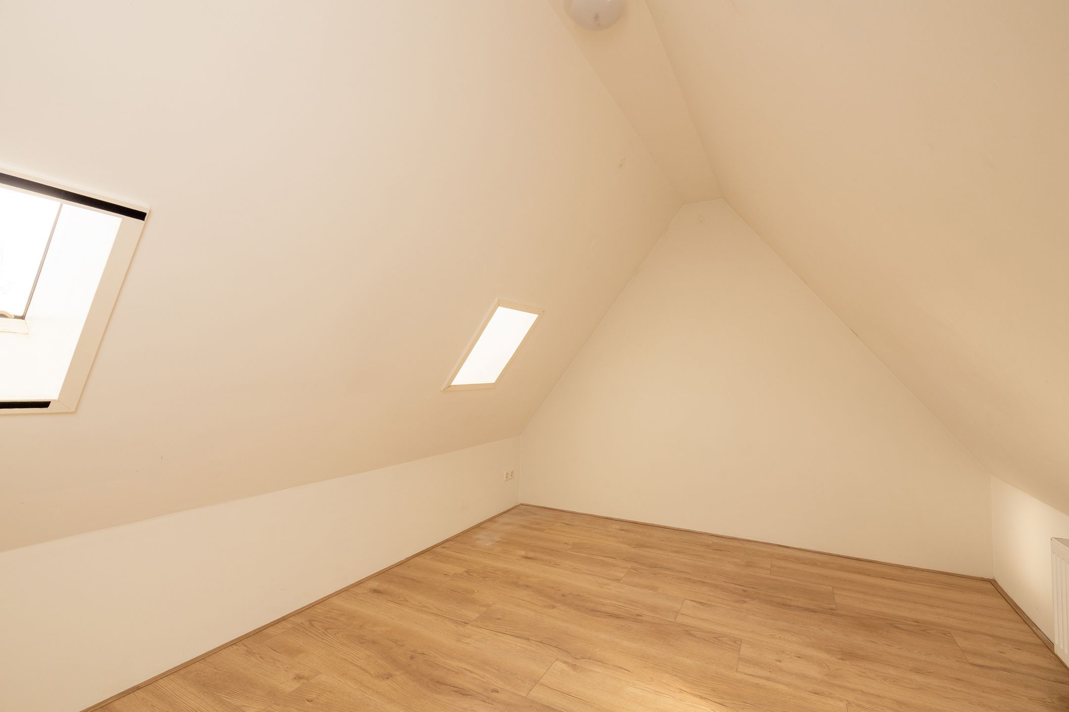 Foto 42 van Elandstraat 15-B