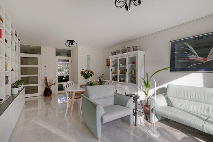 Photo 9 of Overleg 44