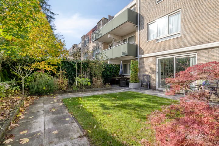 Photo 21 of Overleg 44