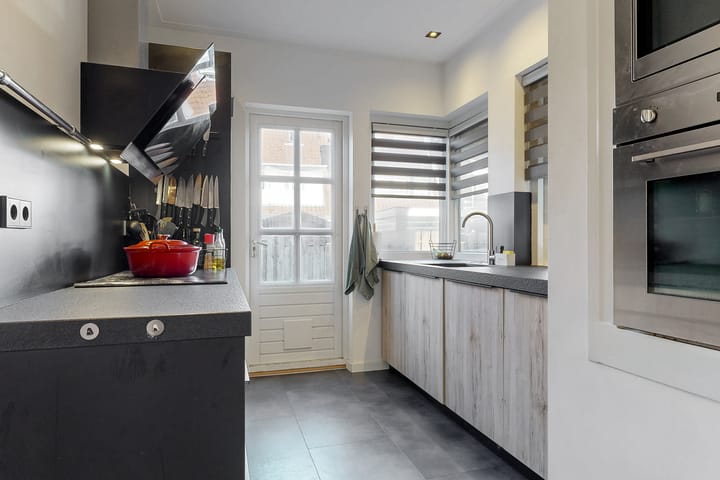 Photo 11 of Provincialeweg 43