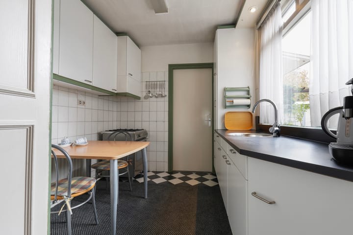 Photo 12 of Putstraat 105