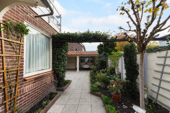 Photo 31 of Putstraat 105