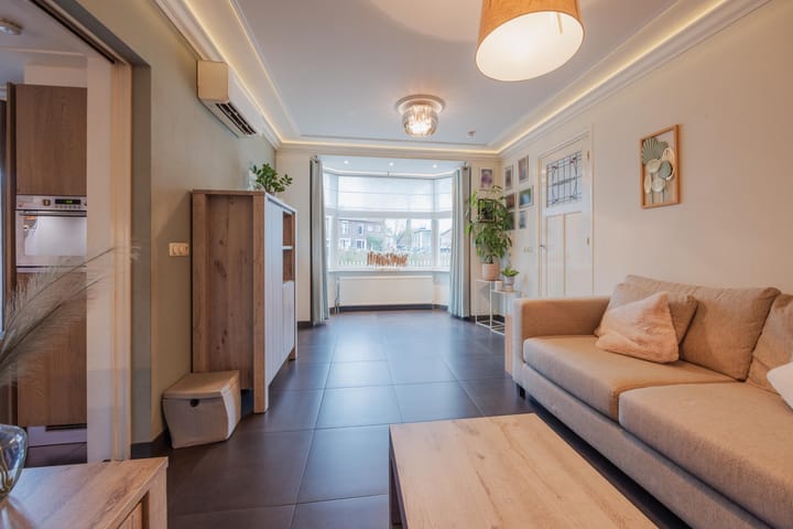 Photo 9 of Loevestraat 54