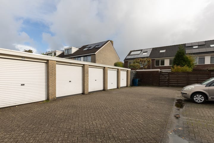 Photo 42 of Bachlaan 57